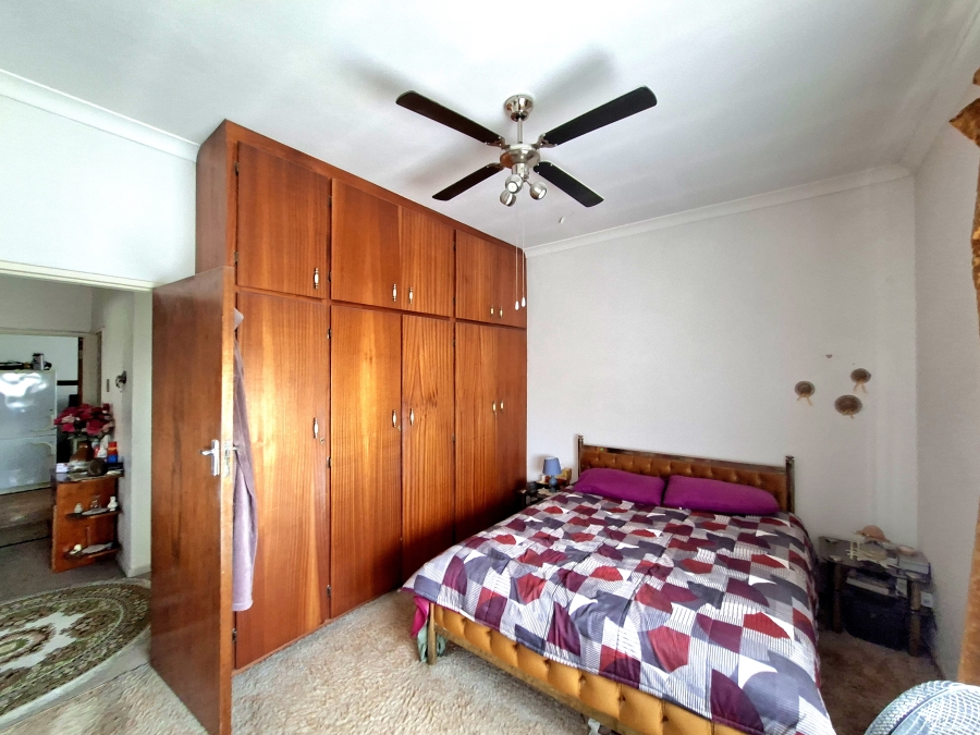 2 Bedroom Property for Sale in Uitenhage Central Eastern Cape